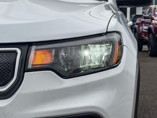 2022 Jeep Compass Latitude FWD