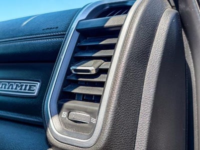 2020 RAM 2500 Laramie Crew Cab 4x4 6'4" Box