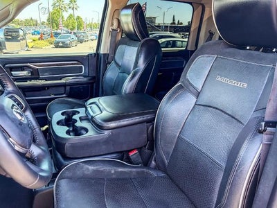 2020 RAM 2500 Laramie Crew Cab 4x4 6'4" Box
