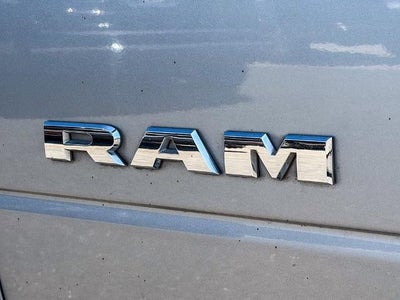 2020 RAM 2500 Laramie Crew Cab 4x4 6'4" Box