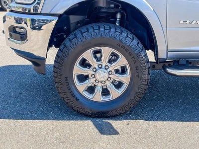 2020 RAM 2500 Laramie Crew Cab 4x4 6'4" Box