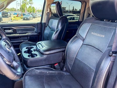 2020 RAM 2500 Laramie Crew Cab 4x4 6'4" Box