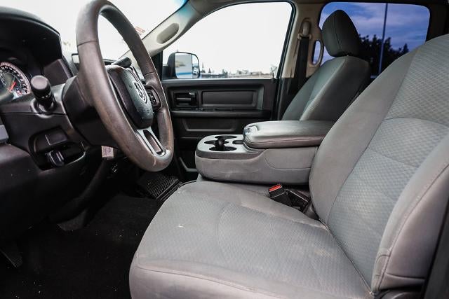 2018 RAM 2500 Tradesman Crew Cab 4x4 8' Box