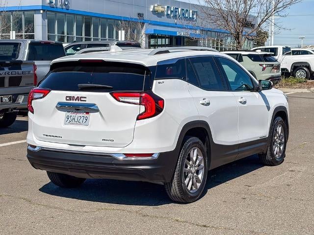 2023 GMC Terrain SLT