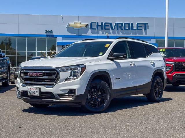 2023 GMC Terrain AT4