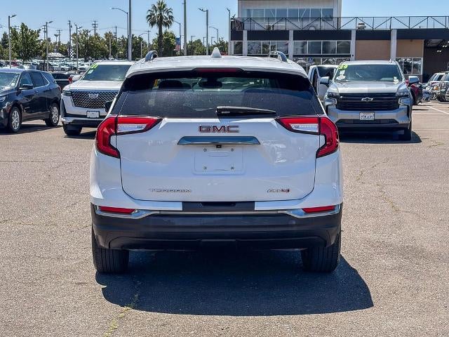 2023 GMC Terrain AT4