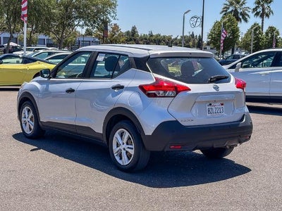 2020 Nissan Kicks S Xtronic CVT