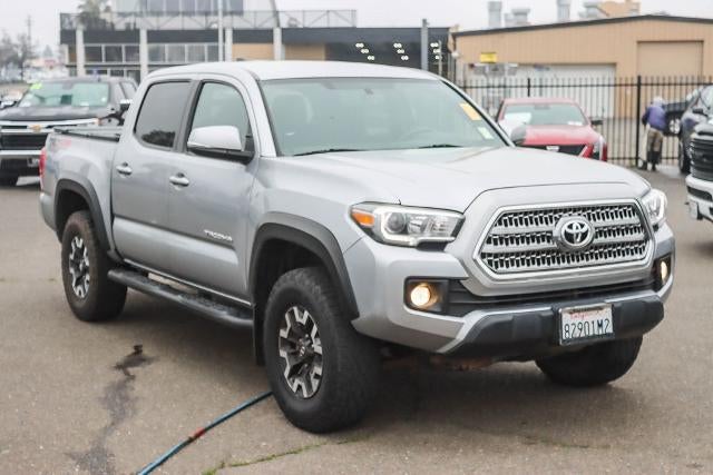 2017 Toyota Tacoma SR5