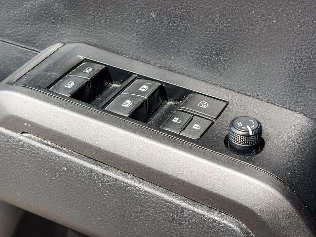 2022 Toyota Tacoma 4WD SR5