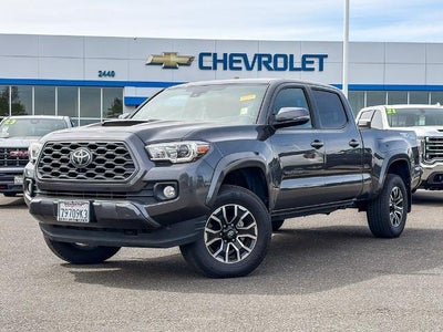 2022 Toyota Tacoma 4WD SR5