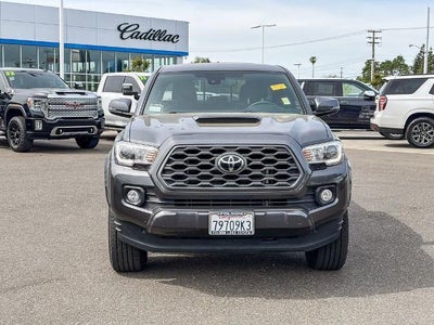 2022 Toyota Tacoma 4WD SR5