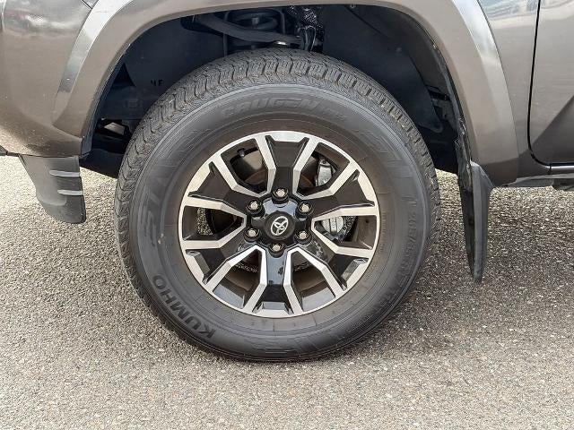 2022 Toyota Tacoma 4WD SR5