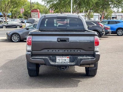 2022 Toyota Tacoma 4WD SR5