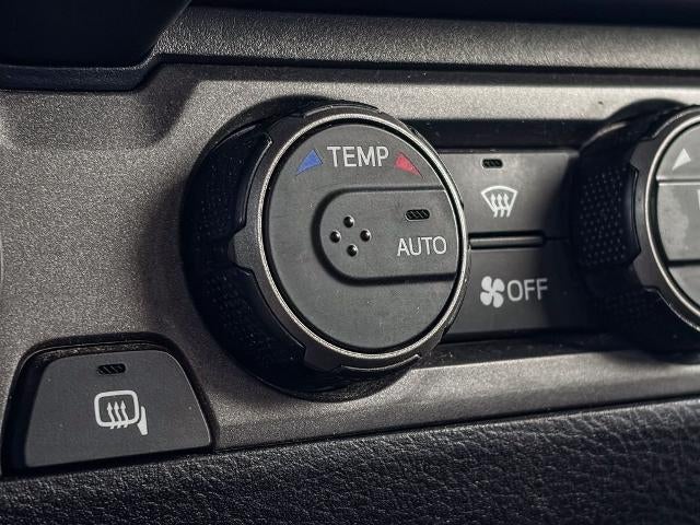 2022 Toyota Tacoma 4WD SR5