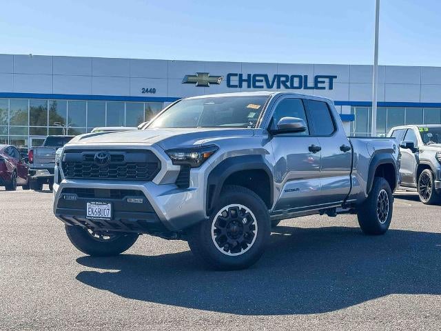 2026 Toyota Tacoma 4WD SR5