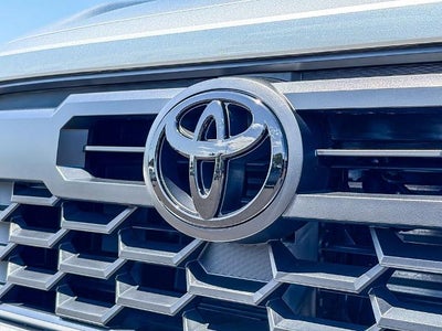 2026 Toyota Tacoma 4WD SR5