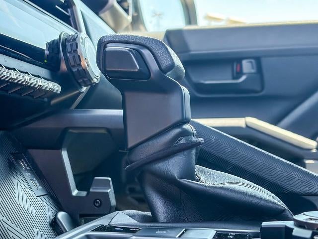 2025 Toyota Tacoma 4WD SR