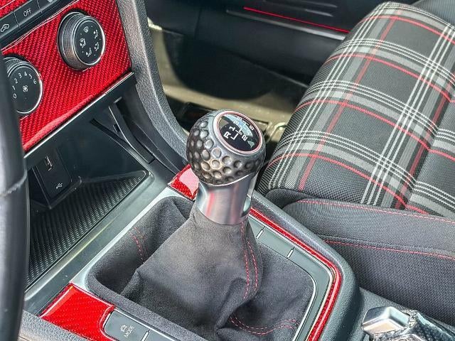 2018 Volkswagen Golf GTI S