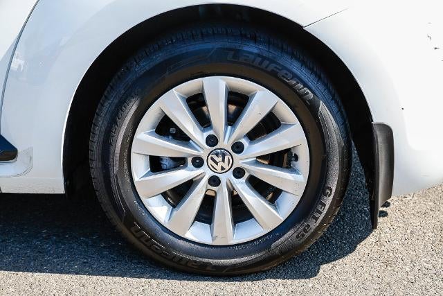 2018 Volkswagen Beetle 2.0T S