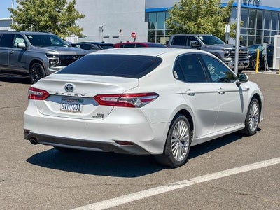 2018 Toyota Camry Hybrid LE