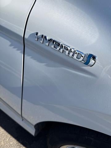 2018 Toyota Camry Hybrid LE