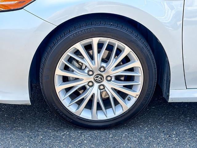 2018 Toyota Camry Hybrid LE