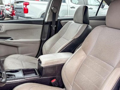 2017 Toyota Camry SE