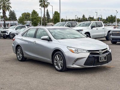 2017 Toyota Camry SE