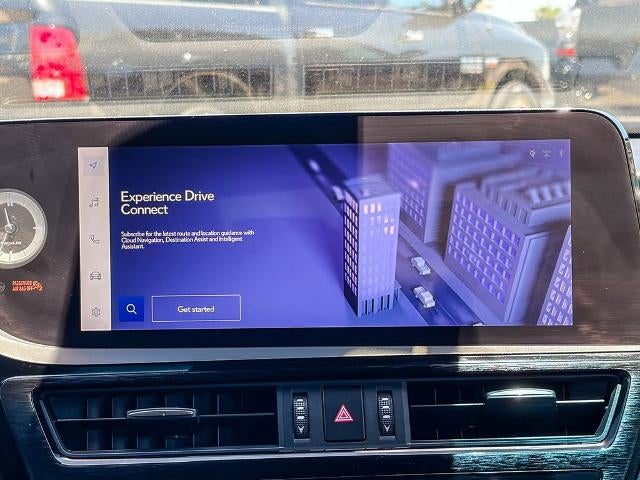 2023 Lexus ES 350 F SPORT Handling