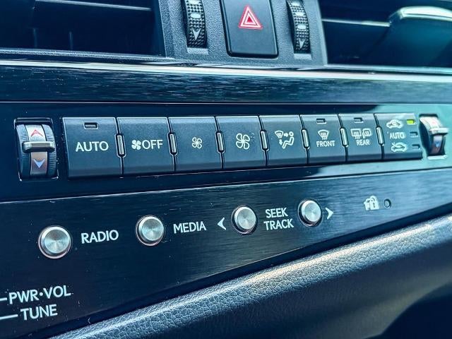 2023 Lexus ES 350 F SPORT Handling