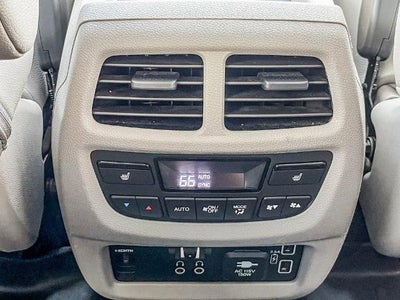 2019 Honda Pilot Touring 8-Passenger