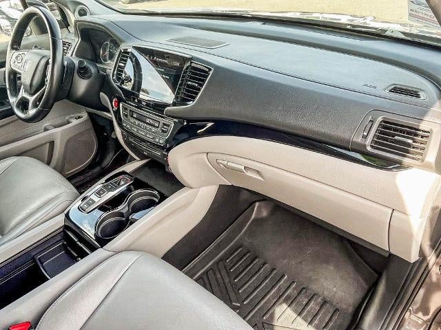 2019 Honda Pilot Touring 8-Passenger