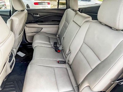 2019 Honda Pilot Touring 8-Passenger