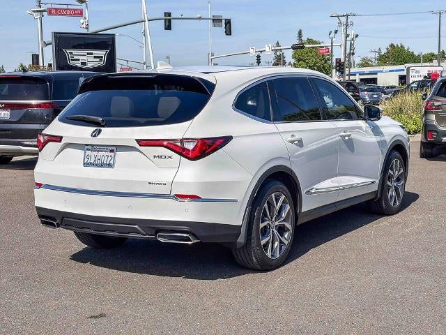 2022 Acura MDX w/Technology Package