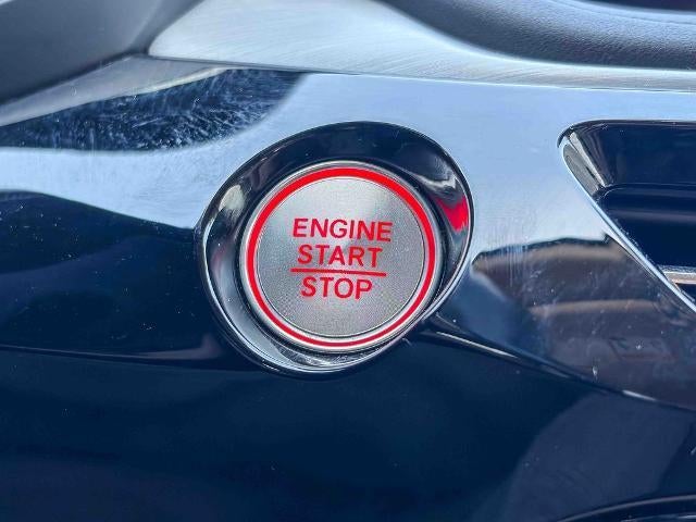 2022 Acura MDX w/Technology Package