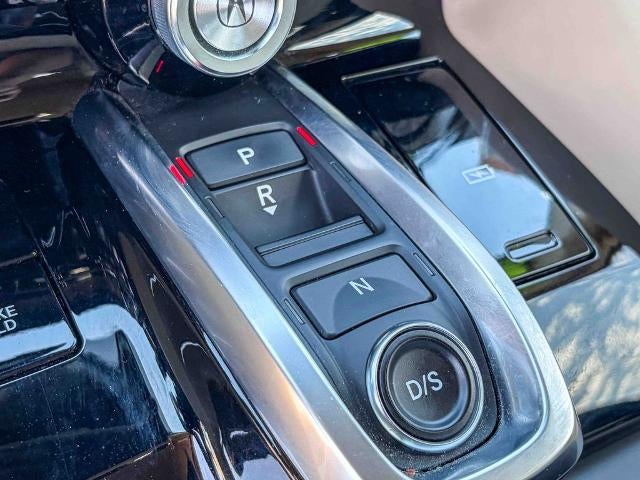 2022 Acura MDX w/Technology Package