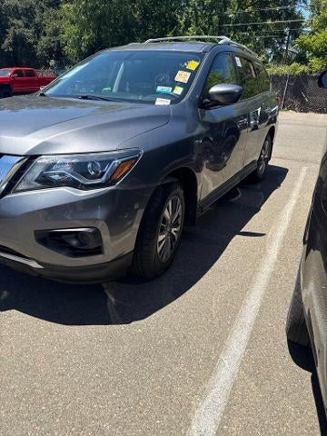 2020 Nissan Pathfinder S