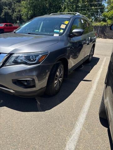 2020 Nissan Pathfinder S