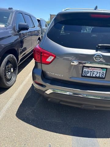 2020 Nissan Pathfinder S
