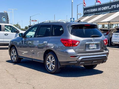 2020 Nissan Pathfinder S 2WD