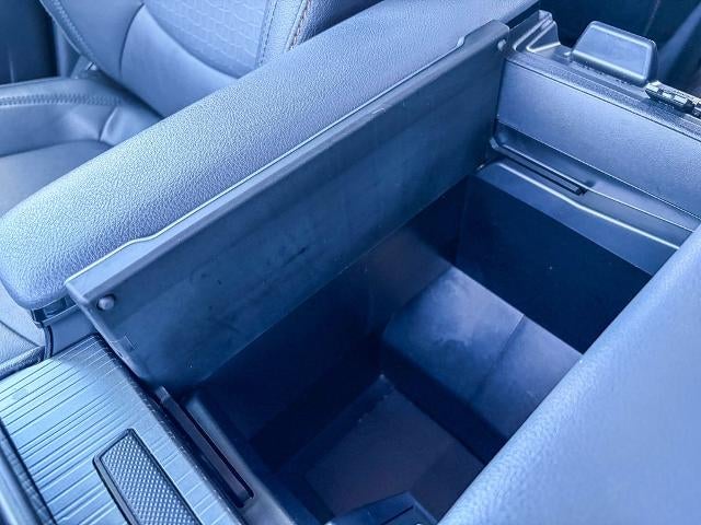 2023 Toyota Sienna Woodland Edition