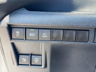 2023 Toyota Sienna Woodland Edition