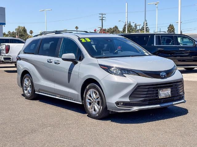 2023 Toyota Sienna Woodland Edition