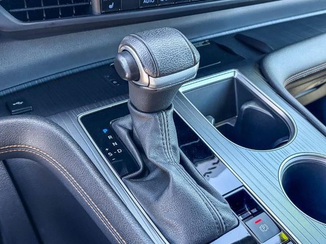 2023 Toyota Sienna Woodland Edition