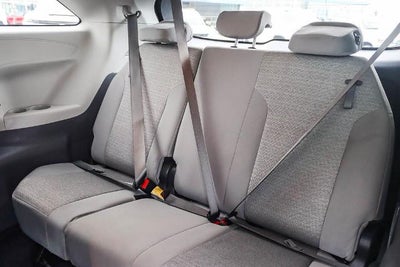 2023 Toyota Sienna LE