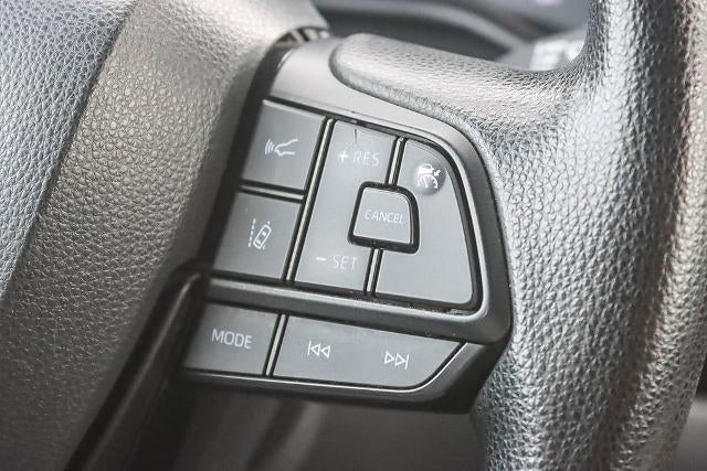 2023 Toyota Sienna LE