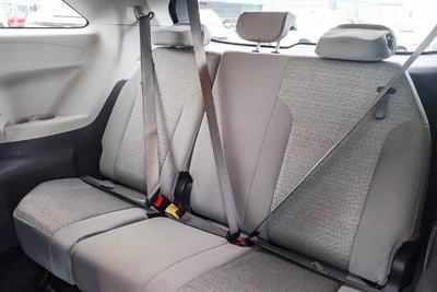 2023 Toyota Sienna LE