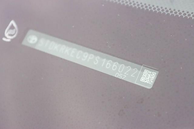 2023 Toyota Sienna LE