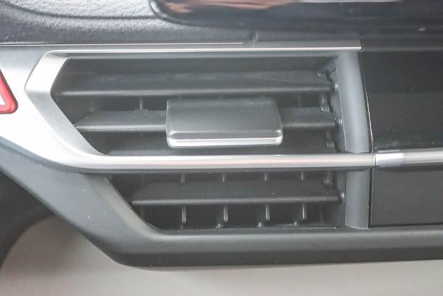 2023 Toyota Sienna LE