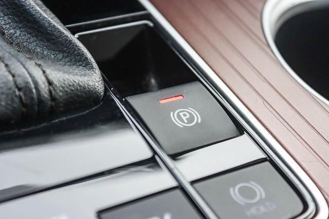 2023 Toyota Sienna LE